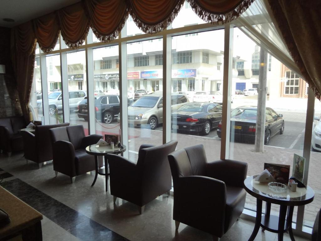 Royal 2* Abu Dhabi
